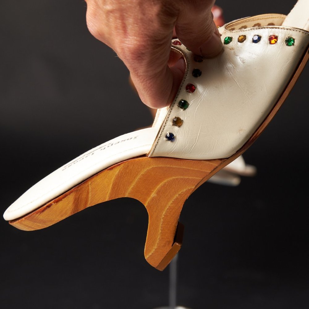 1950s White Jeweled Boomerang Heels Shoes